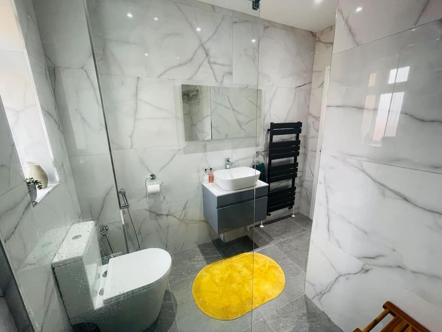 Rooms In A Beautiful House With Free On St Parking Brighton Exterior photo